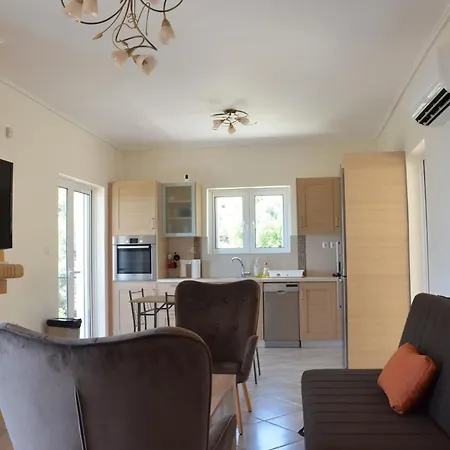 Ozzy, Amazing Panoramic Sea View Retreat 2 Bedroom With Pool *