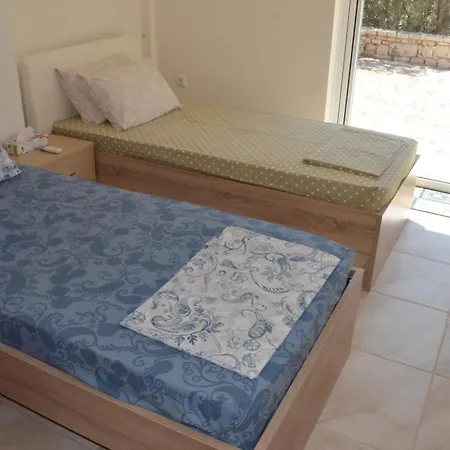 Ozzy, Amazing Panoramic Sea View Retreat 2 Bedroom With Pool וילה Kivérion